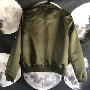 Justify Jackets & Coats - Justify Size Medium Olive Bomber Jacket w/ Patches Justify Jackets & Coats - Justify Size Medium Olive Bomber Jacket w/ Patches